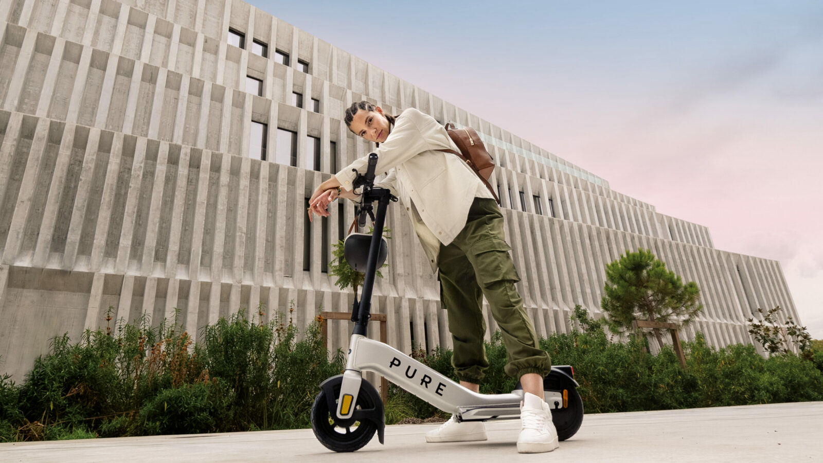 Pure-Electric-lunches-crowdfunding-campaign. Photo credits - Pure Electric