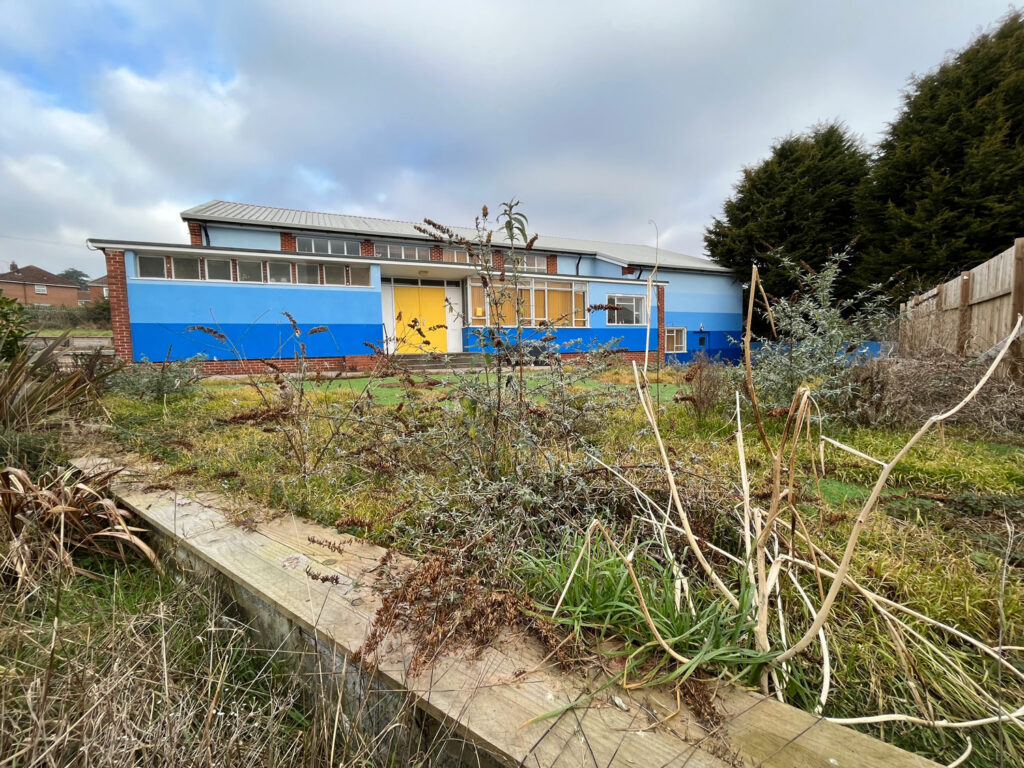 Sea Mills Community Centre overgrown