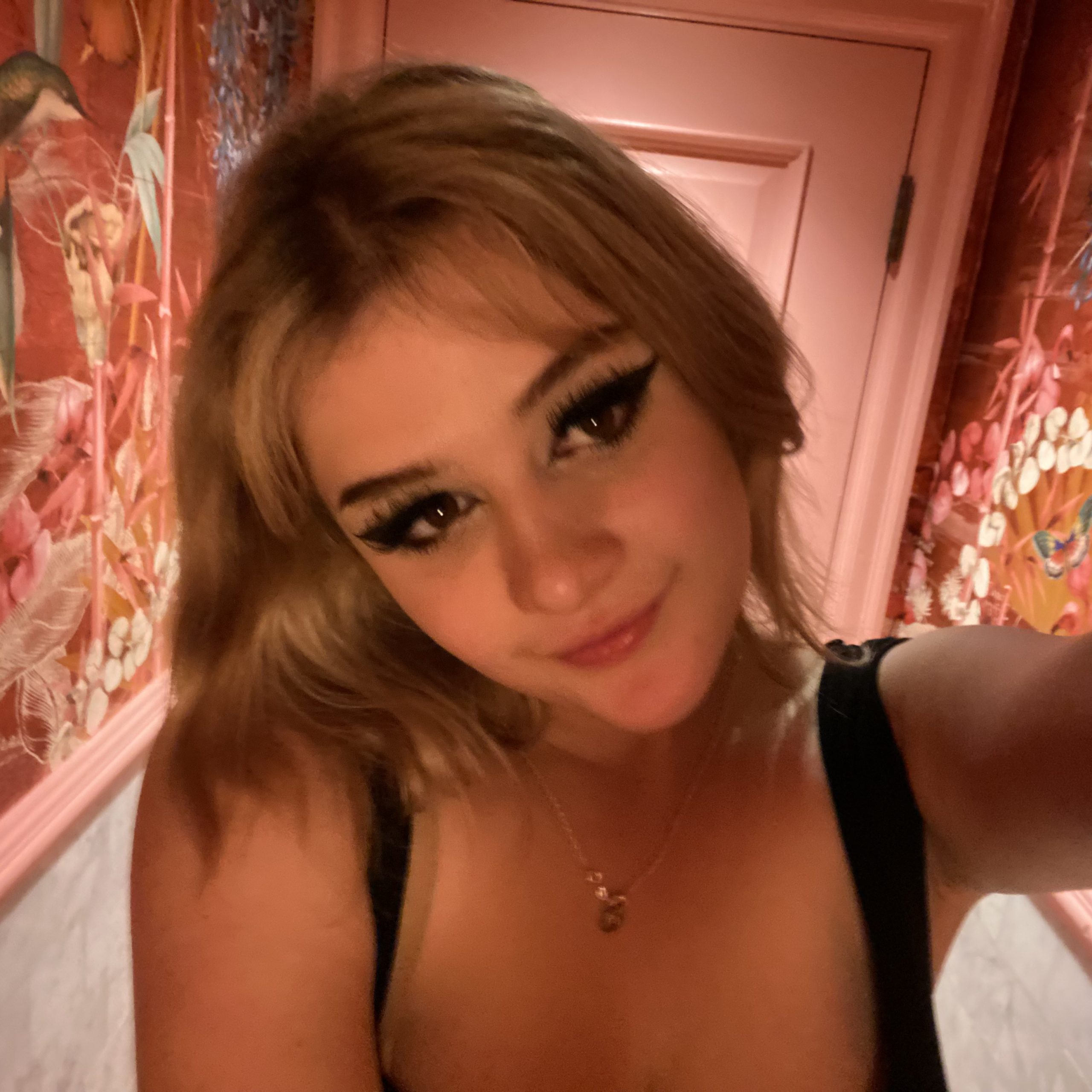 Stella Rogers  profile image