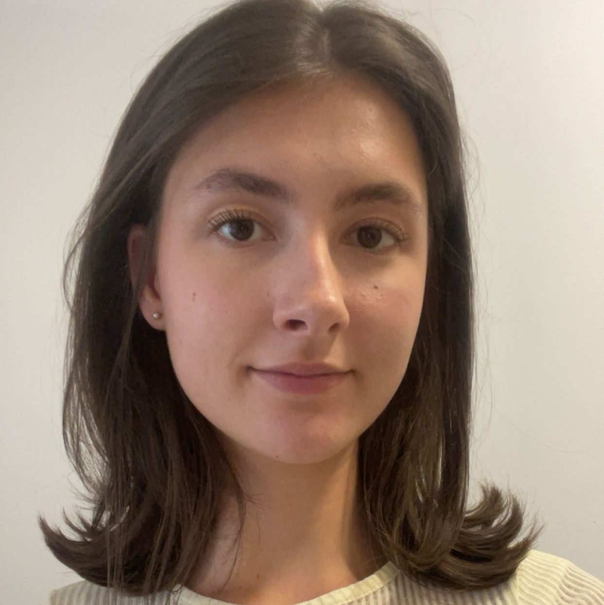 Rhiannon Lodato  profile image