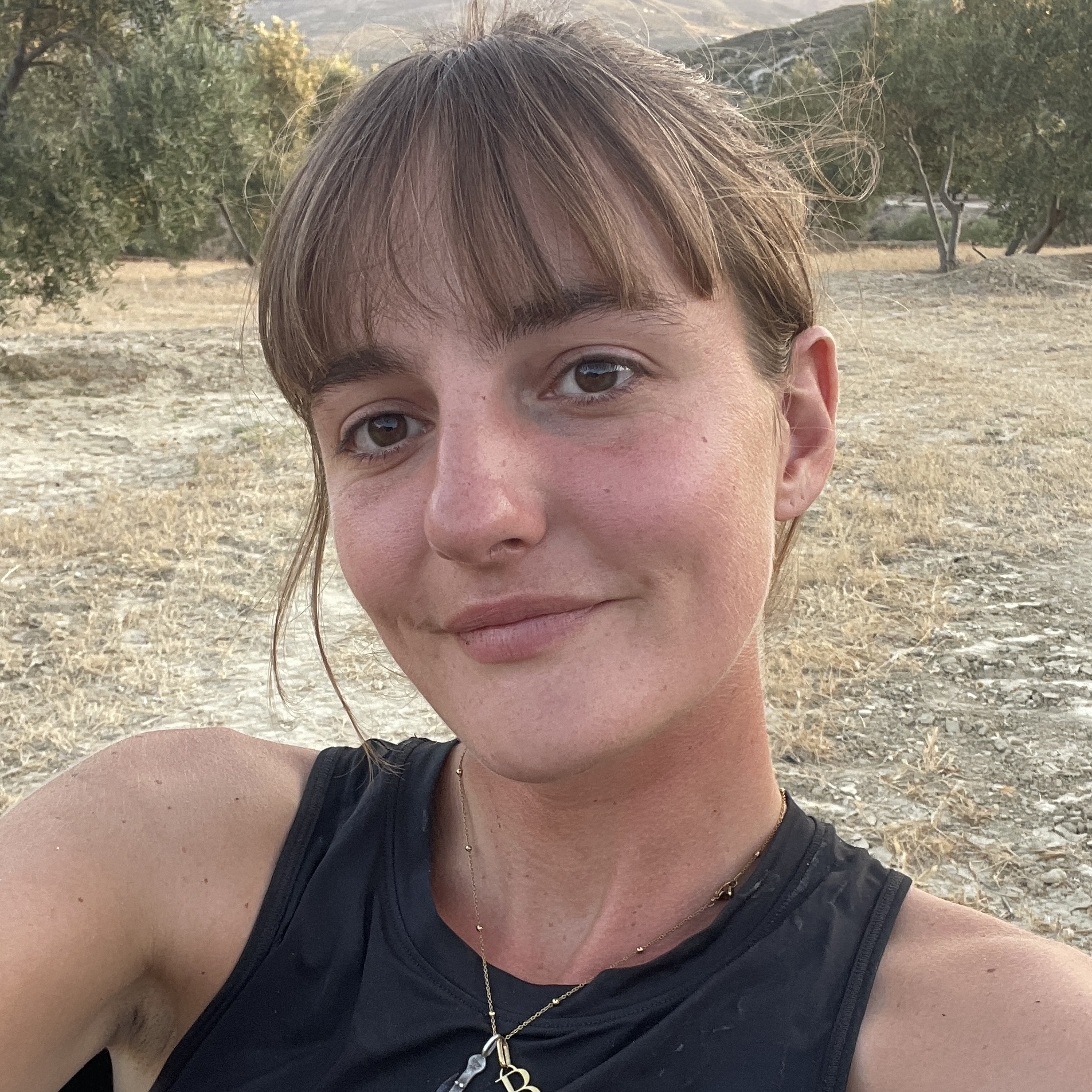 Betty Woolerton  profile image