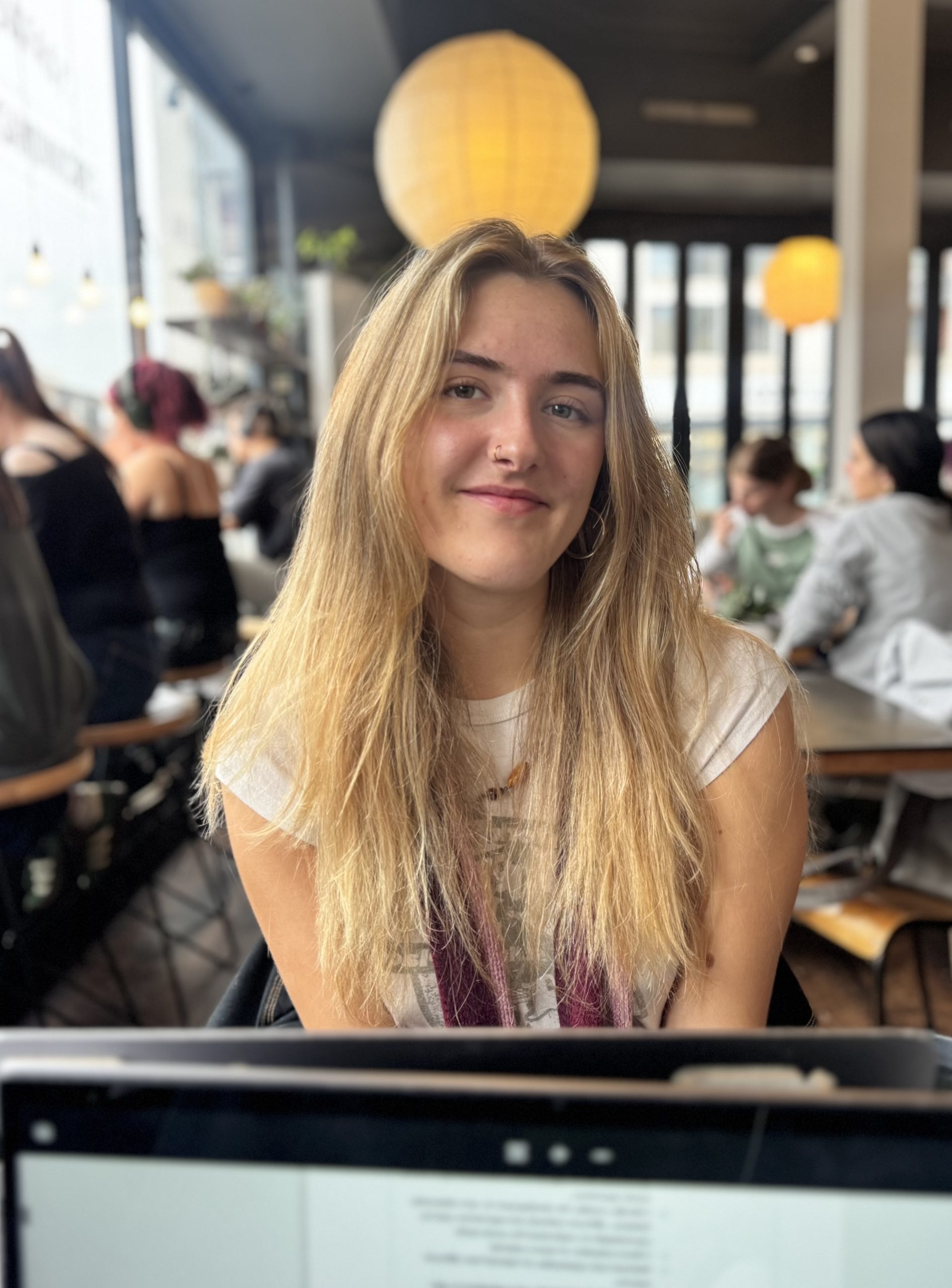 Molly Owens  profile image