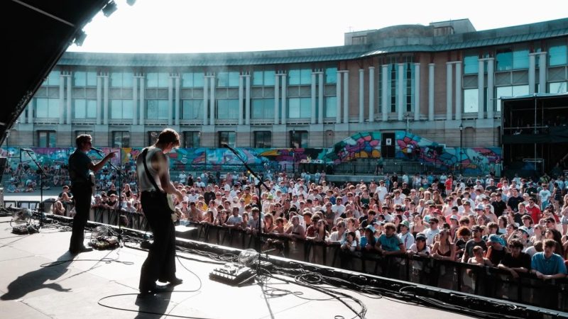 Amphitheatre gigs going ahead despite red extreme heat warning