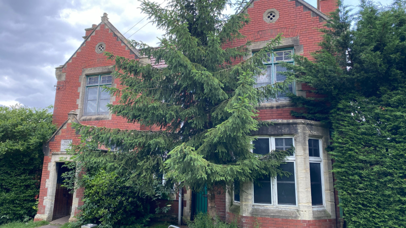 Neglected park lodge could be transformed